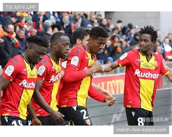 摩纳哥主帅确认将沿用两翼齐飞战术，客战朗斯考验传中精度